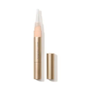 Active Light Under-eye Concealer - No. 3